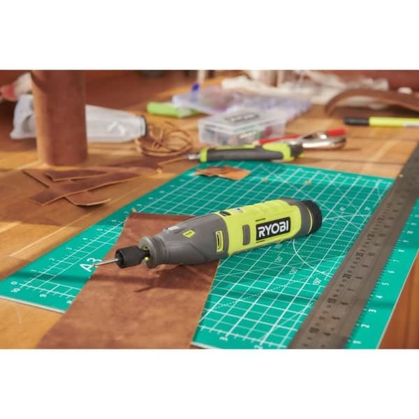 Mini multiverktyg - RYOBI - 4V - 5 000-25 000 rpm - USB C-kabel - Levereras med 15 tillbehör