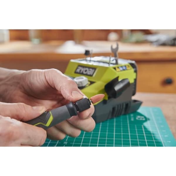 Mini multiverktyg - RYOBI - 18V - 4 000-35 000 rpm - Levereras med 35 tillbehör