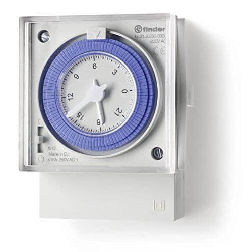 Hittar tidsomkopplare 24 h mekanisk med växel 16 A 230 Vac/ Reservmontering i front 72 x 72 mm - 123182300000PAS