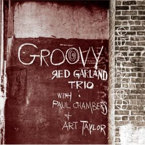 Garland Red -Trio- - Groovy + 4
