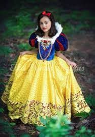 Disney Princess Snow White Shawl Dress u NA Pre-Owned