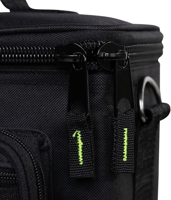 Shure SH-MICBAG04 - kuljetuslaukku jopa neljälle mikrofonille