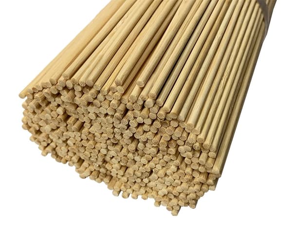 Sats med 500 långa bambupinnar (3 mm x 50 cm, spetsiga på ena sidan)