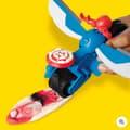 Pikkukuva 6 / 8: Play-Doh Marvel Playset Captain America Moto-Slicer