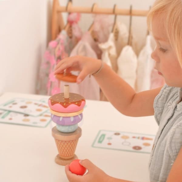 Puinen jäätelö Montessori-palapeli, makeiset, 12 kpl. Lumarko!