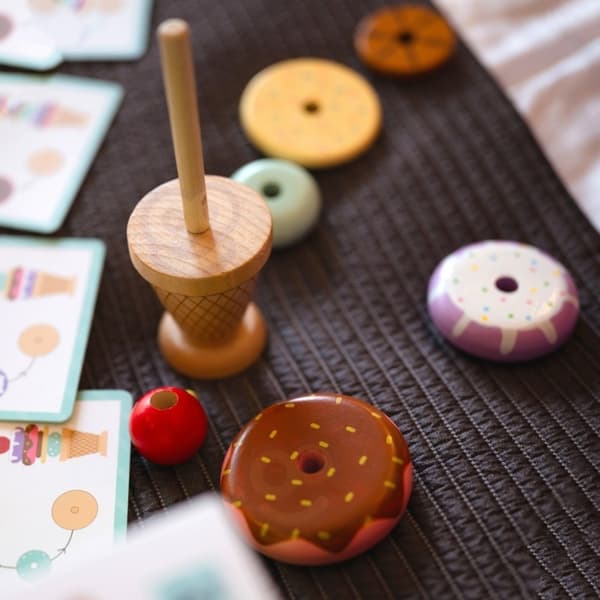 Puinen jäätelö Montessori-palapeli, makeiset, 12 kpl. Lumarko!