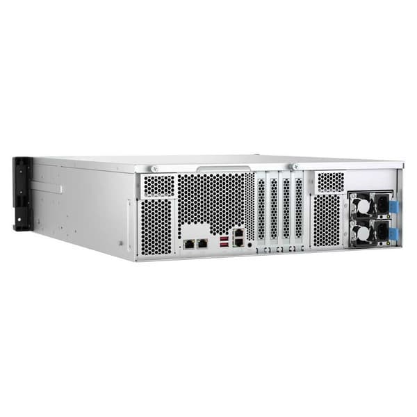 Qnap Ts-h1677axu-rp-r7-32g Nätverks-nas-hårddisk