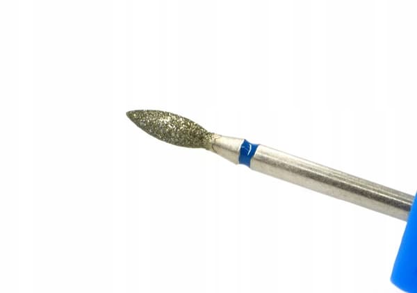 Diamantskärare med droppformad flammspets, medium, nagelband
