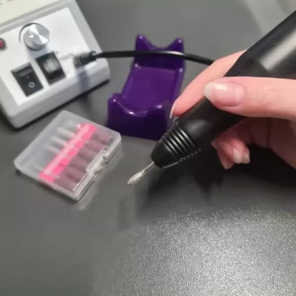 Elektrisk Neglefiler med 54 Tilbehør - Pedikyr Manikyr