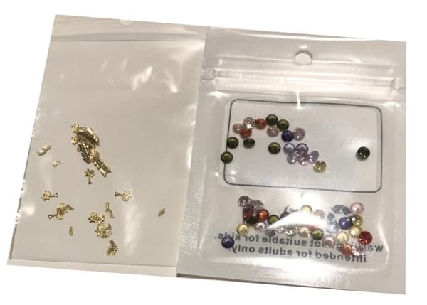 Nageldekorationer blandat paket små 4 mm diamanter metall figur