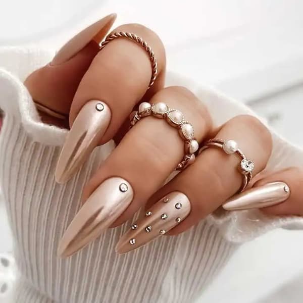 MOLLY LAC Nagelpuder Hailey-effekt