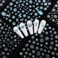 Pikkukuva 3 / 11: Jouluiset kynsitarrat Glitter LOMA LUMIHIUTALEET