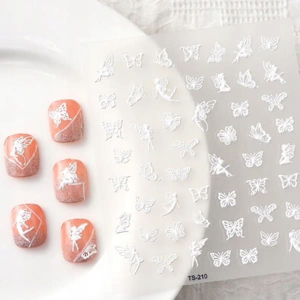 Vita självhäftande konvexa 3D-nagelklistermärken med fjärilsfenor