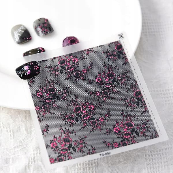 Itseliimautuvat kuperat 3D-kynsitarrat kuvioilla LACE