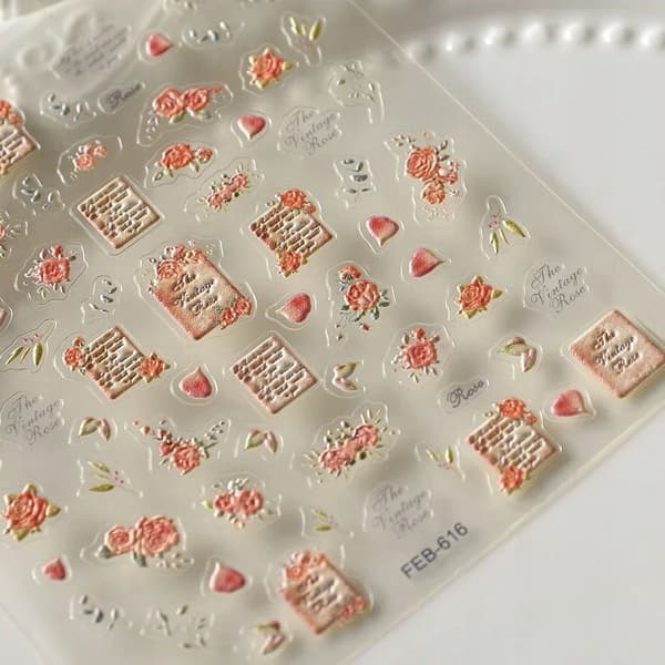 3D-kynsitarrat, itseliimautuvat, kuperat kuviot, kaiverrukset, kukat, ruusut