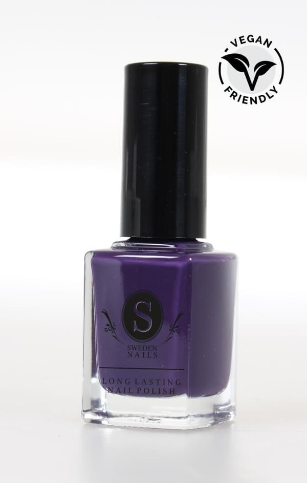 Sweden Nails Purple