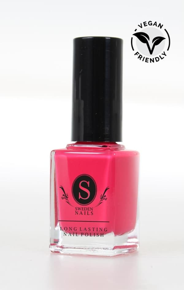 Sweden Nails Wild Strawberry