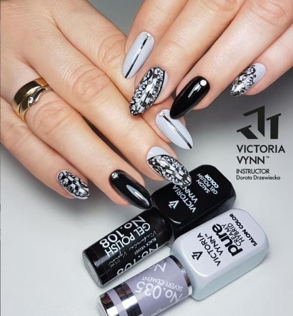 Victoria Vynn - Gel Polish - 108 Black Velvet - Gellack
