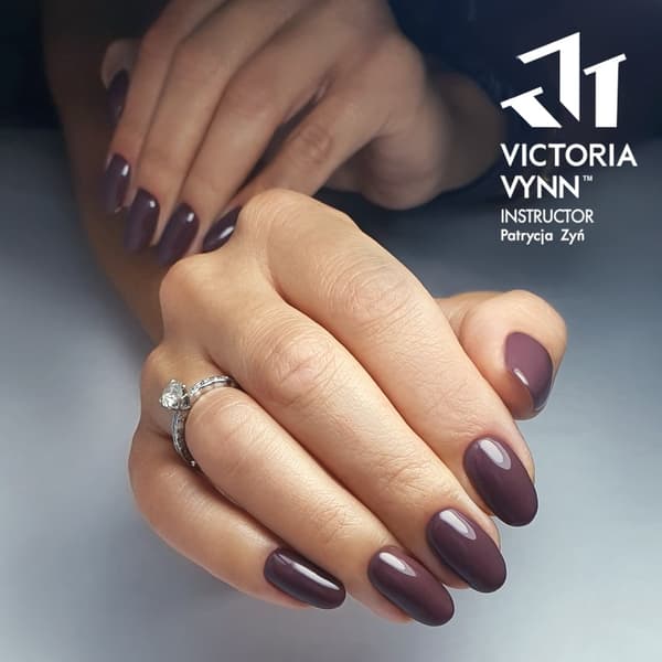 Victoria Vynn - Gel Polish - 168 Subtle Aubergine - Gellack