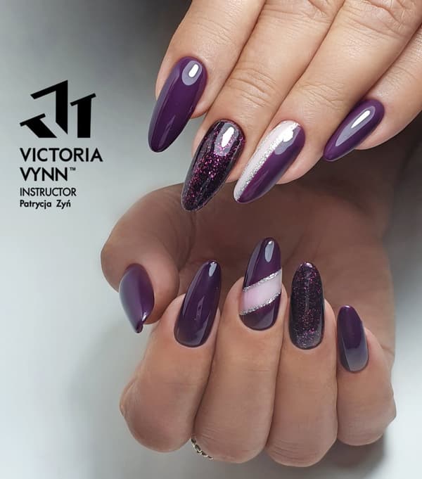 Victoria Vynn - Gel Polish - 212 Dark Crimson - Gellack
