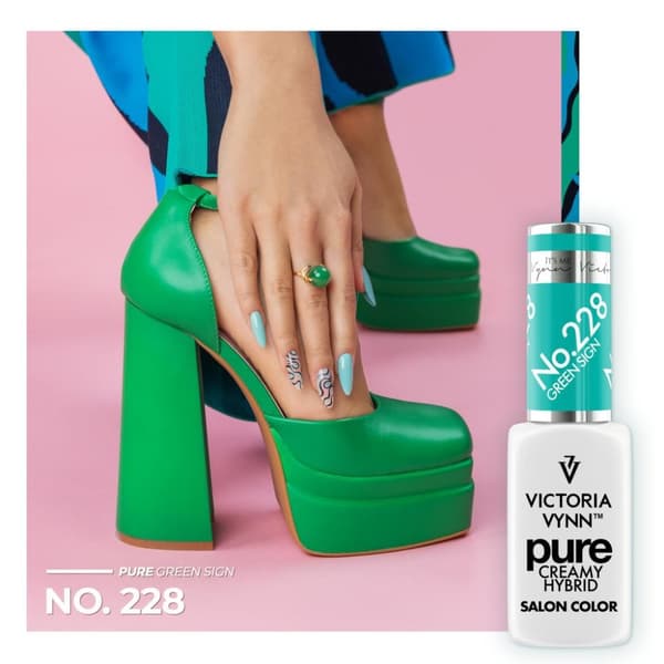 Victoria Vynn - Pure Creamy - 228 Green Sign - Gellack