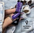 Miniatyrbild 3 av 6: Victoria Vynn - Gel Polish - 325 Techno Violet - Gellack