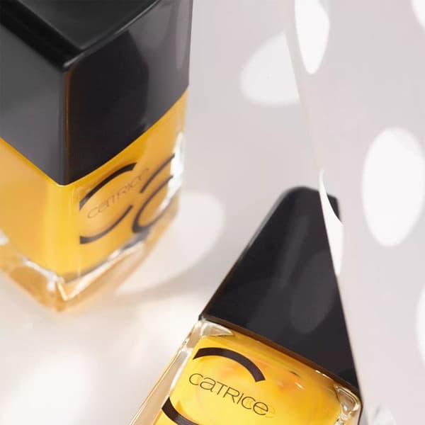 Nagellack - Cathedral - 129 Bee Mine - Orange färg - Glänsande effekt - Vegan och Cruelty Free