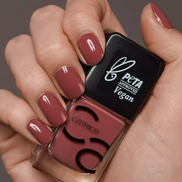 Nagellack - CATRICE - Iconails Gel 10 - Färg Rosywood Hills - Gelglans - Varar 7 dagar