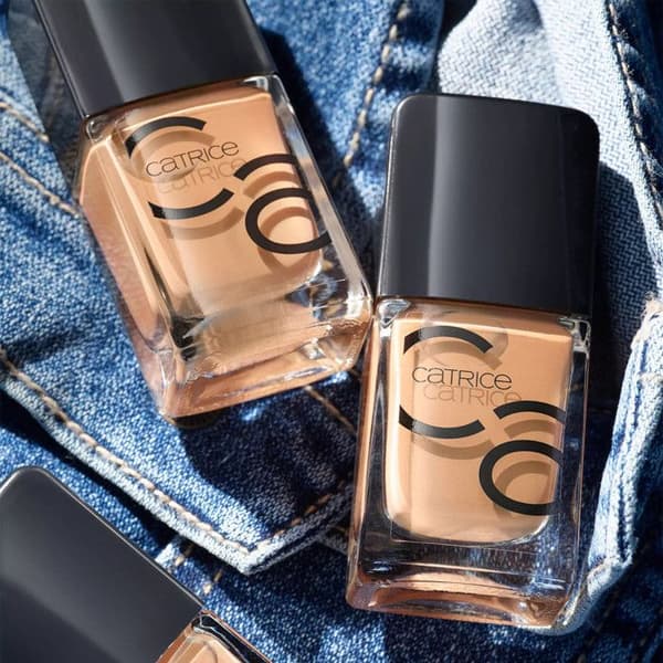 Nagellack - Catrice Iconails - 125 Toffee Dreams - Vegan och Cruelty Free - Brun färg