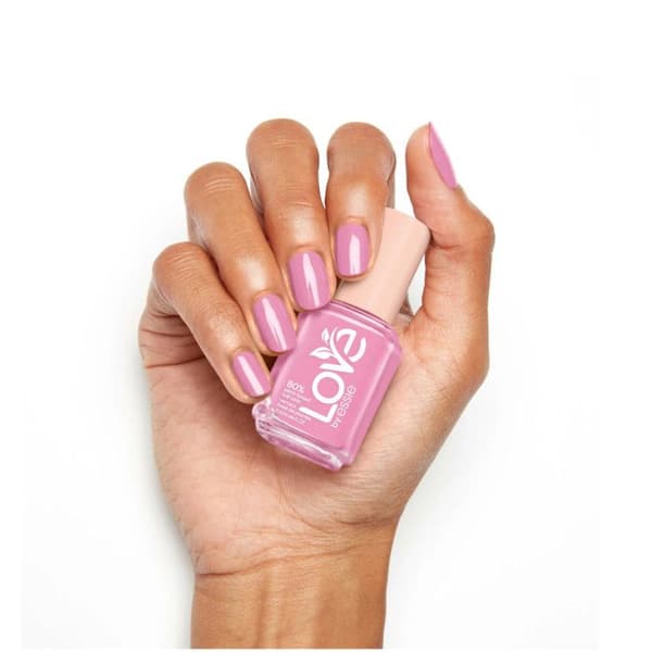 Nagellack - ESSIE - Love by Essie - 160 Carefree But Caring - Vegansk - 80% växtbaserade ingredienser
