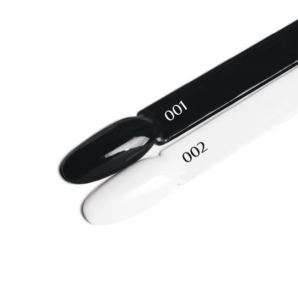 OCHO NAILS Hybrid neglelak sort 002 -5 g