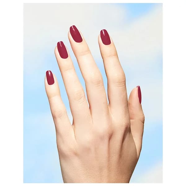 OPI® Nature Strong Nail Lacquer Give A Garnet 15 ml