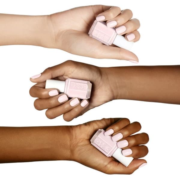 Nagellack - ESSIE - Muchi Muchi - Rosa färg - Trendig och unik färg