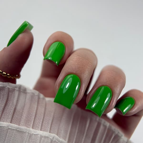 NAILSOFTHEDAY Let's special Green - hybrid lak, 10 ml