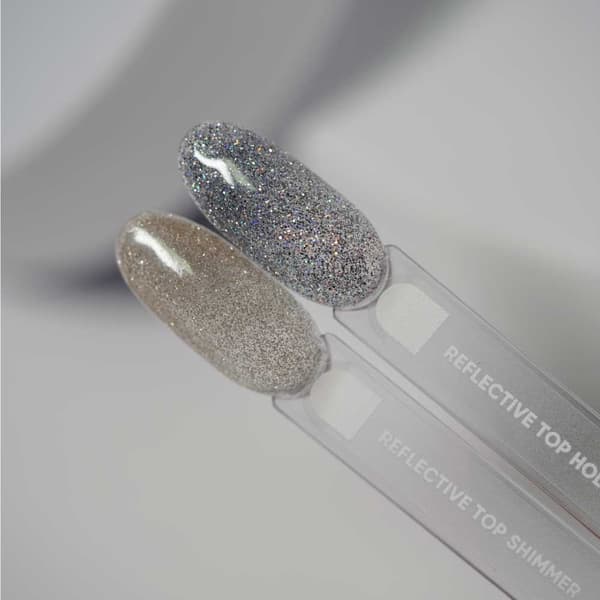 NAILSOFTHEDAY Reflekterende top Shimmer - top med guldreflekterende partikler uden et klæbrigt lag, 10 ml