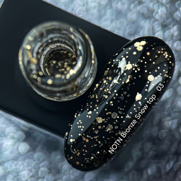 NAILSOFTHENIGHT Bronze Snow - ikke-klæbende topcoat med uregelmæssige kobberpartikler, 10 ml