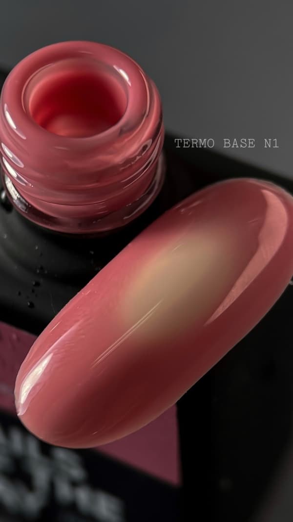 NAILSOFTHEDAY Termo base 01 - termo base (støvet pink/mælkeagtig), 10 ml