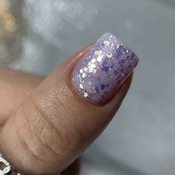 NAILSOFTHENIGHT Glitter gel 01 - lilla gel til dekorationer med glitter, 5 g