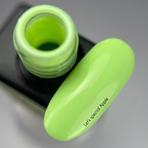 NAILSOFTHEDAY Let's special Apple - pastell-ljusgrönt hybridlack, 10 ml