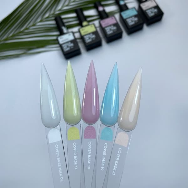 NAILSOFTHEDAY Cover base NY 19 - semi-transparent lyseblå hybrid base, 10 ml