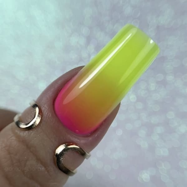 NAILSOFTHEDAY Premium gel 09 - ljus lemon builder gel, 15 ml