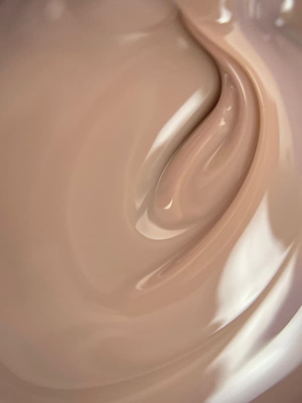 TOUCH Cover base Cozy - intensiv kaffehybrid täckbas, 30 ml