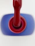 Miniatyrbild 1 av 4: TOUCH gellack 12 - klassisk röd täckande hybridlack, 9 ml