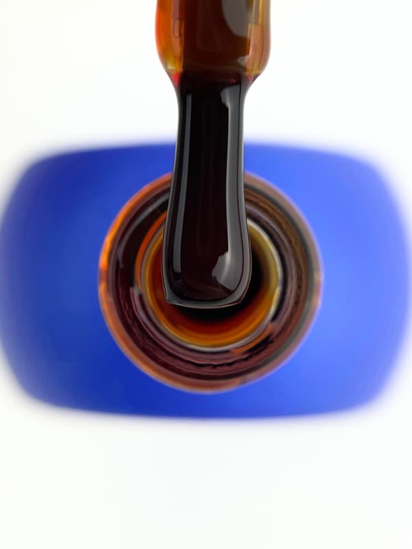 TOUCH Alchemy gellack 02 Fenix - bärnstensfärgad transparent hybridlack, 9 ml