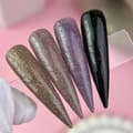 Miniatyrbillede 3 af 3: NAILSOFTHENIGHT Margarita - pink-beige hybrid neglelak med reflekterende partikler, 10 ml