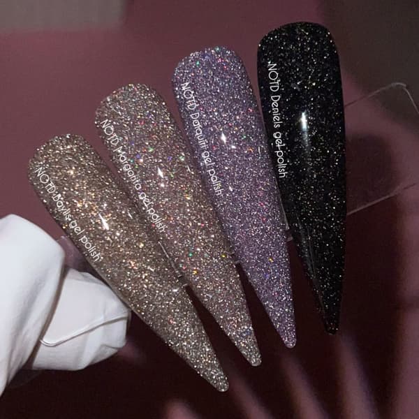 NAILSOFTHENIGHT Daiquiri - lilla hybrid neglelak med reflekterende partikler, 10 ml