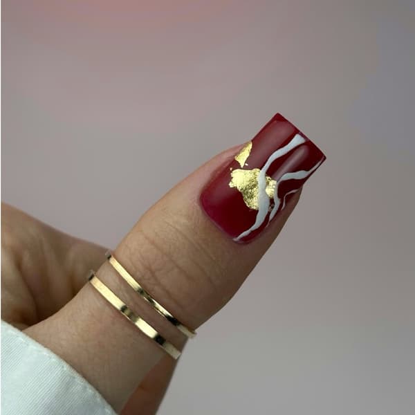NAILSOFTHEDAY Cover base NY 31 - rød hybrid base, 10 ml