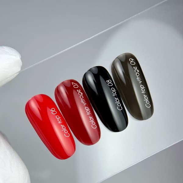 NAILSOFTHEDAY Farve top 06 - rød top uden klæbrig lag, 10 ml