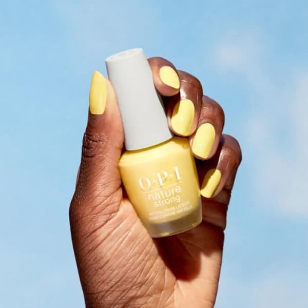 Vegan nagellack Nature Strong Make My Daisy - OPI - Gul - 15ml
