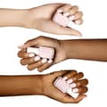 Miniatyrbild 6 av 6: Nagellack - ESSIE - Muchi Muchi - Rosa färg - Trendig och unik färg